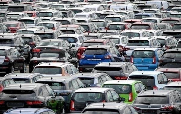 Українці придбали рекордну за півтора року кількість вживаних авто