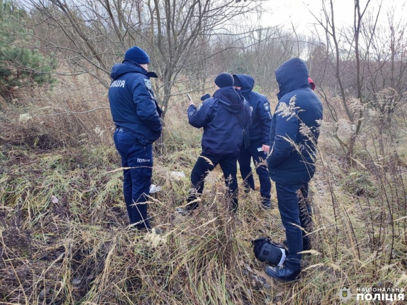   Біля села Кривуха на Дубенщині виявили наркоторговця з Сумщини (ФОТО)