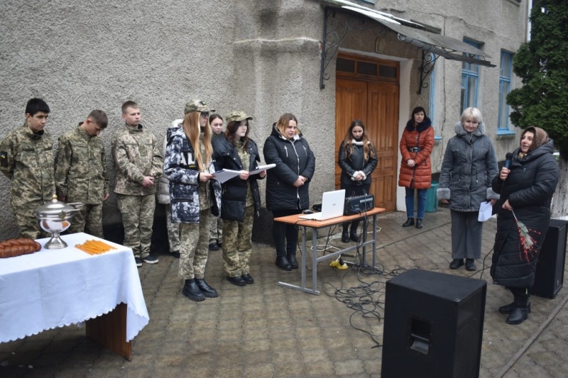   У Дубенському ліцеї №7 встановили меморіальні дошки ще трьом Героям (ФОТО)