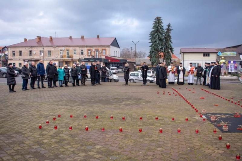   У Дубні вшанували пам’ять жертв Голодоморів (ФОТО)