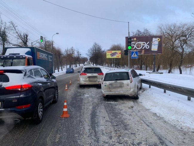 Патрульні знають, хто став винуватцем автопригоди на вулиці Бандери у Рівному