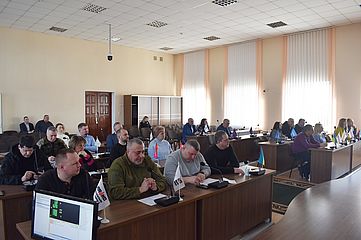 На позачерговій сесії прийнято низку важливих рішень