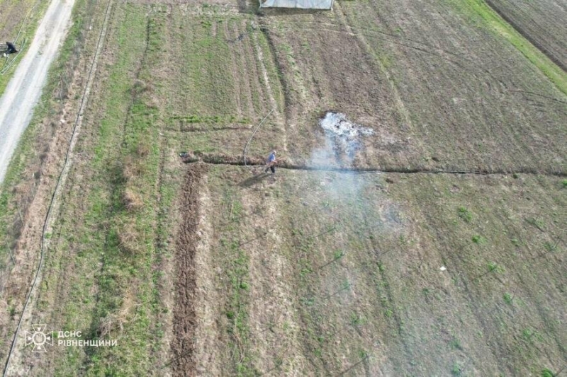 Допалився: в Рівному за допомогою дрона «вполювали» палія трави (Відео)  