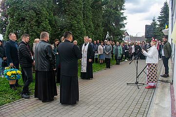 Відкрито меморіальну дошку видатному діячу культури Володимиру Гавриленку