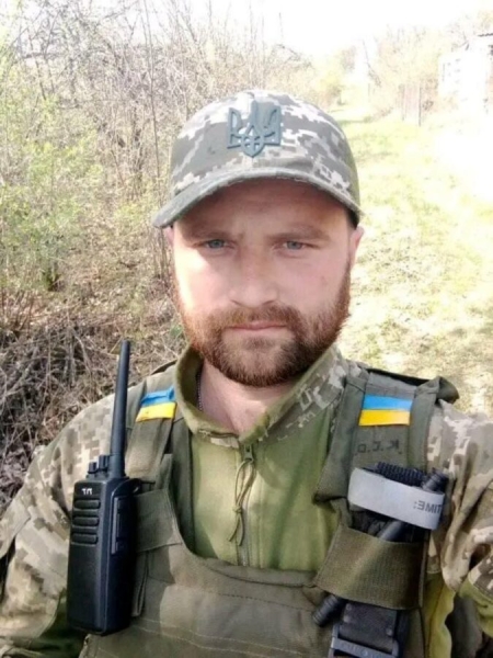 Герой, який добровільно став на захист України, повертається додому на щиті