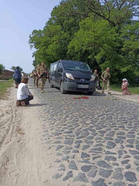 На Дубенщині попрощалися з Воїном Віктором Тарасюком