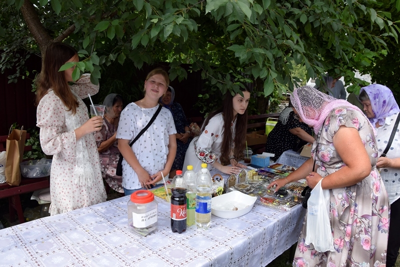 На святі у Квасилові молилися та допомагали ЗСУ (ФОТО)