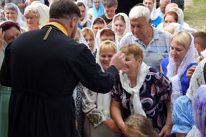 На святі у Квасилові молилися та допомагали ЗСУ (ФОТО)