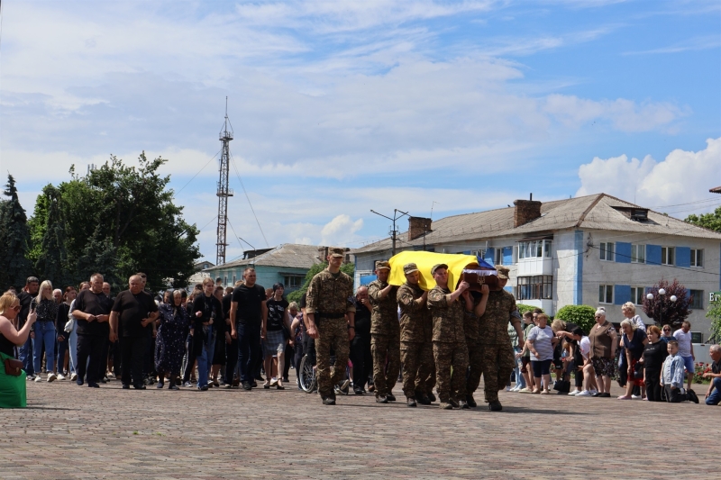 Останній бій «Сокола»: в Сарнах попрощалися з Назаром Балановичем