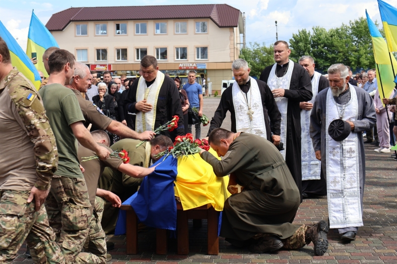 Останній бій «Сокола»: в Сарнах попрощалися з Назаром Балановичем