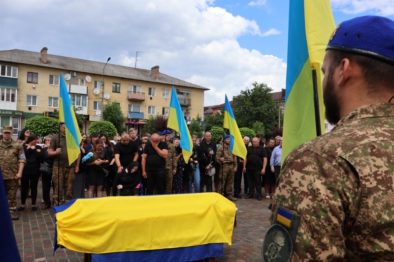 Останній бій «Сокола»: в Сарнах попрощалися з Назаром Балановичем