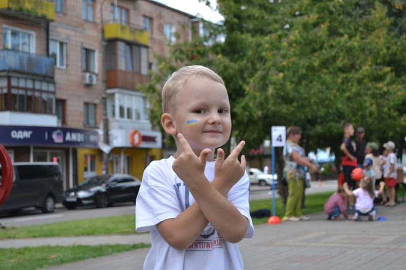 Реабілітація через спорт, мистецтво й підтримку: як пройшов захід для ветеранів «Сарненська звитяга»