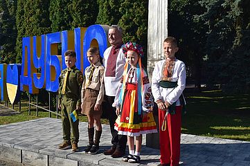 У Дубні урочисто відзначили День Державного Прапора України