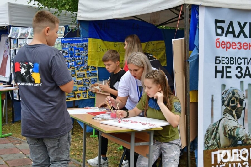 Адаптація і проблеми ветеранів війни. Що найбільше турбує вараських захисників?