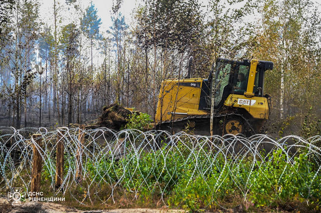 «Вітер гнав вогонь з Рівненщини у напрямку кордону з Білоруссю»