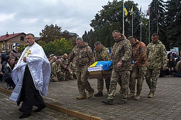 Дубенчани віддали останню шану воїну-Герою Руслану Редьку