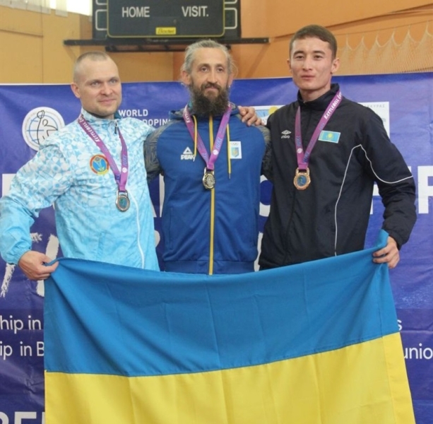 Двічі чемпіон: тренер із Сарненщини виборов золото на чемпіонаті світу