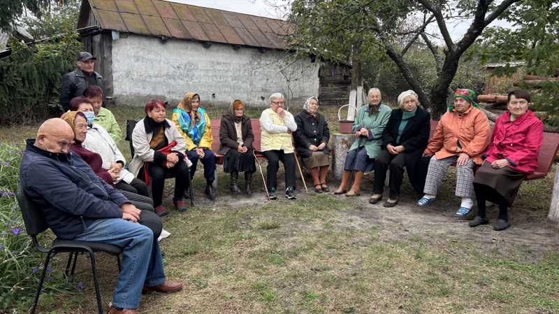 Святковий концерт і щоденна допомога: як вітали підопічних Центру надання соціальних послуг у Сарнах