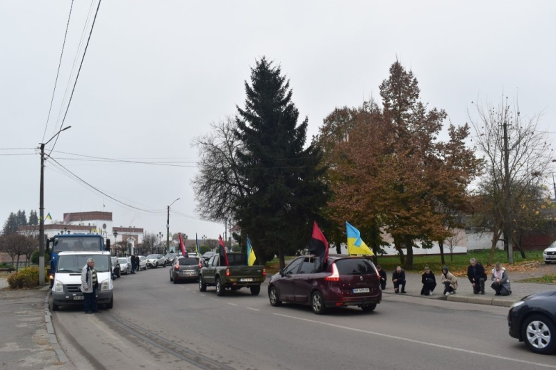 У Дубні прощаються з Воїном-захисником Василем Іващуком