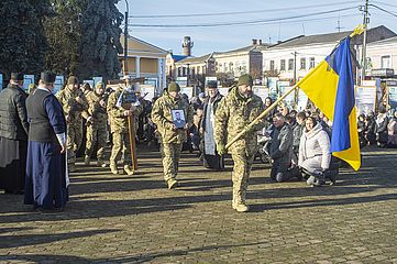 Дубенчани віддали останню шану Герою Юрію Лічному