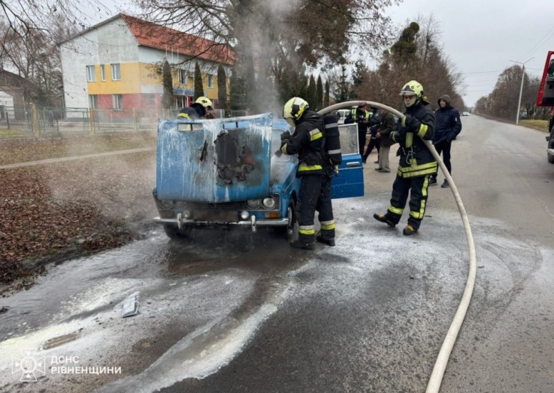 На Дубенщині горів автомобіль