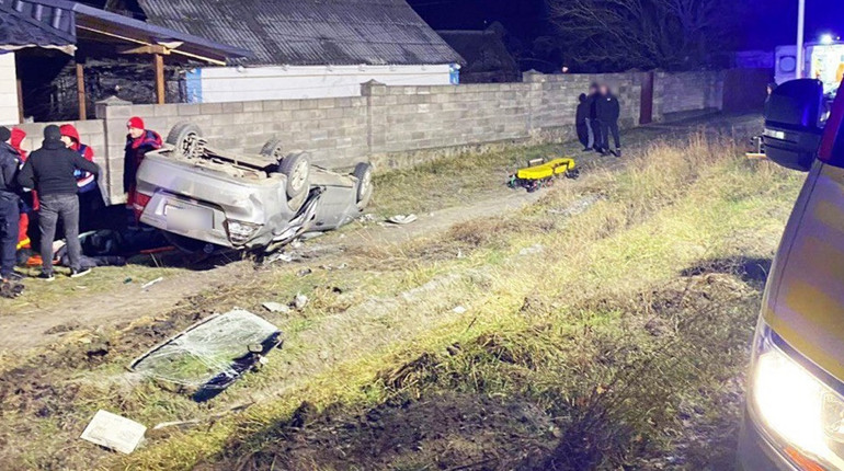 У Сарнах загинув водій легковика: що відомо