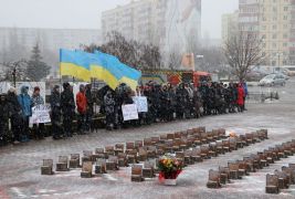 У Вараській громаді вшанували пам'ять Героїв Небесної Сотні