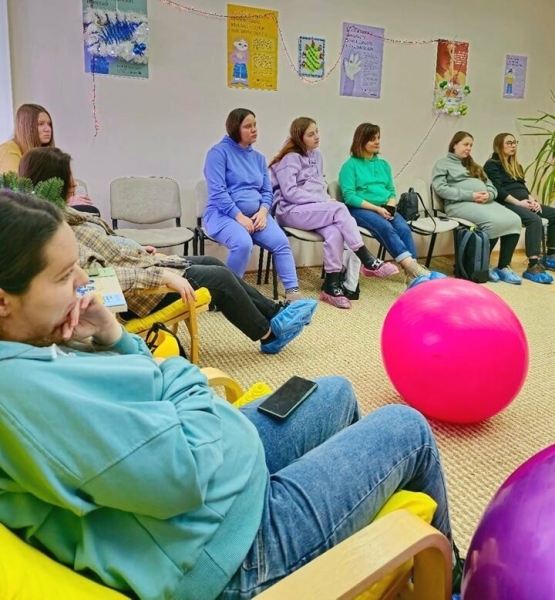 У Рівному майбутніх батьків запрошують на заняття в перинатальний центр