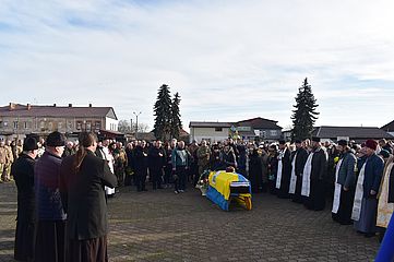 Дубенчани віддали останню шану Герою Володимиру Юзюку