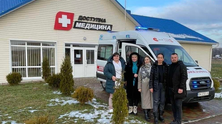 Лікарі з Рівного проведуть безоплатні прийоми в селах Сарненщини: графік на лютий